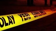 6 metreden düştü, merdiveni tutan kişinin üzerine çakıldı