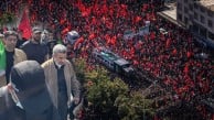 ABD-İsrail’in bir algısı daha çöktü: 'Öldü' denilen Ahmedinejad, Humeyni’nin cenazesinde!