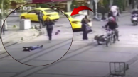 Annesinin elini bırakan çocuğa motosiklet çarptı!