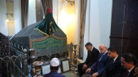 Bakan Çiftçi’den Sultan II. Abdülhamid Han’ın kabrine ziyaret