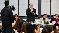 Başkan Geçit 36 farklı ülkeden gelen uluslararası öğrencileri iftarda ağırladı