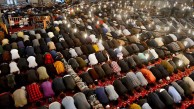 Bayram namazı farz mı sünnet mi? Kimler kılmakla yükümlü?