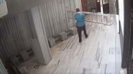 Bisikletli hırsız yakalanmasa bütün mahalleyi soyacaktı