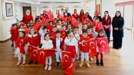 Gaziosmanpaşalı miniklerin gururlandıran bayrak sevgisi