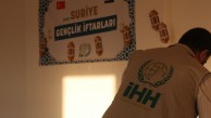 Genç İHH, Suriye’de 13 üniversitede 7 bin kişiye iftar verdi