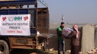 İHH'dan 2025'te Suriye’ye 972 tır yardım malzemesi
