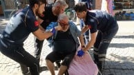 Kaldırımda yürürken bir anda yere düştü! Yaşlı adam hastanelik oldu
