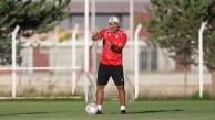 Kamp öncesi şok açıklama! Taraftarı üzen haberi bizzat duyurdu!