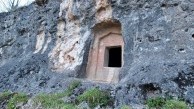 Kaya Mezarları ziyaretçilerin ilgisini çekiyor