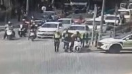 Kayseri'de boğazına cisim kaçan motosiklet sürücüsü polislerin Heimlich manevrasıyla kurtarıldı