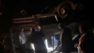 Küçükbaş hayvan yüklü kamyonet devrildi! 1'i ağır, 2 yaralı