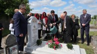 TİKA'dan Fransa'da anlamlı hareket: Şehzade Osman Fuad Efendi ile Adile Sultan'ın kabirleri yenilendi