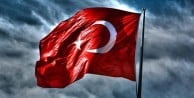 Türk sağının karakteri üç temel kavramla özetlenebilir: milliyetçilik, muhafazakârlık ve yenilikçilik