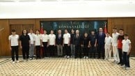Vali Akın ve Başkan Altay şampiyonlarla buluştu