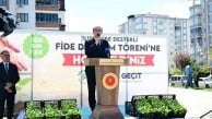 Yeşilyurt Belediyesi'nden tarıma büyük destek: 300 bin sebze fidesi çiftçilere dağıtıldı