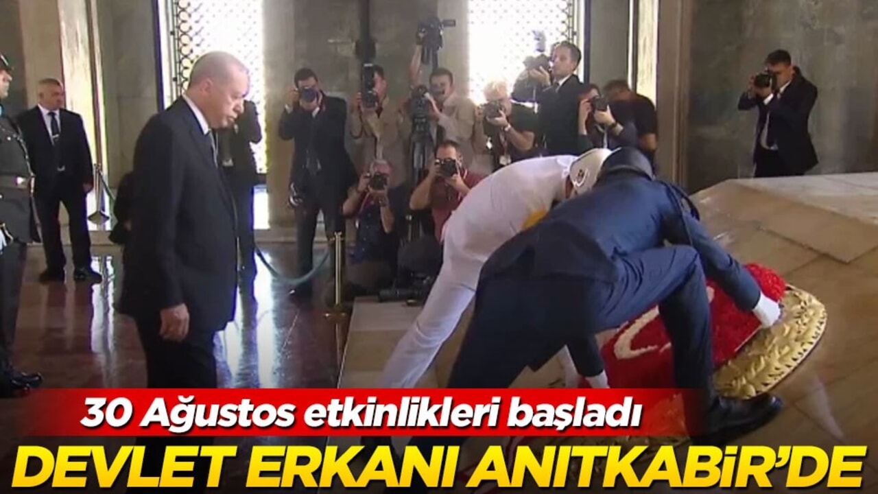 30 Ağustos etkinlikleri başladı: Devlet erkanı Anıtkabir'de