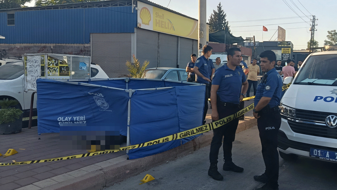 Adana’da dehşet anları: Boşanmasından sorumluğu tuttuğu kadını vurup intihar etti