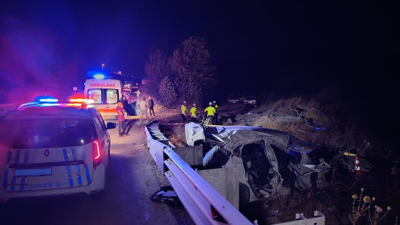 Adıyaman'da Feci Kaza: 1 Ölü, 2 Yaralı