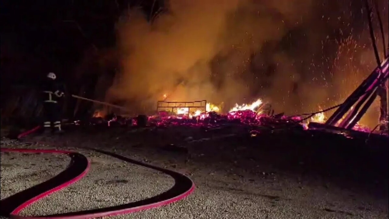Amasya'da Dehşet Veren Yangın: Evdeki Tüp Bomba Gibi Patladı