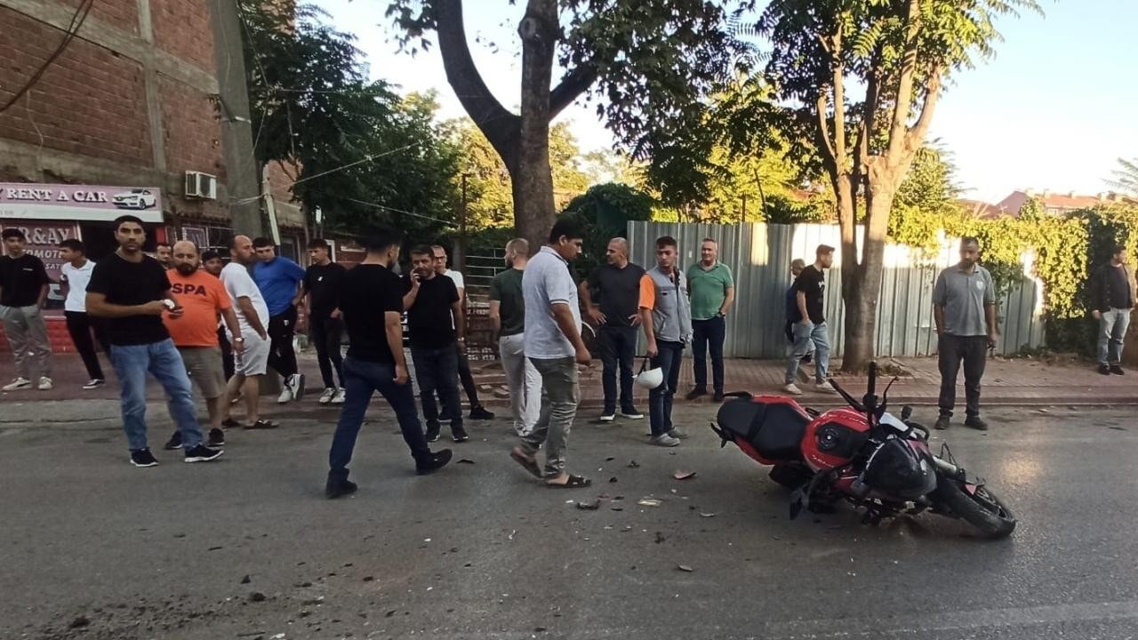 Bursa'da Korkunç Kaza: Motosiklet Sürücüsü Ağır Yaralı
