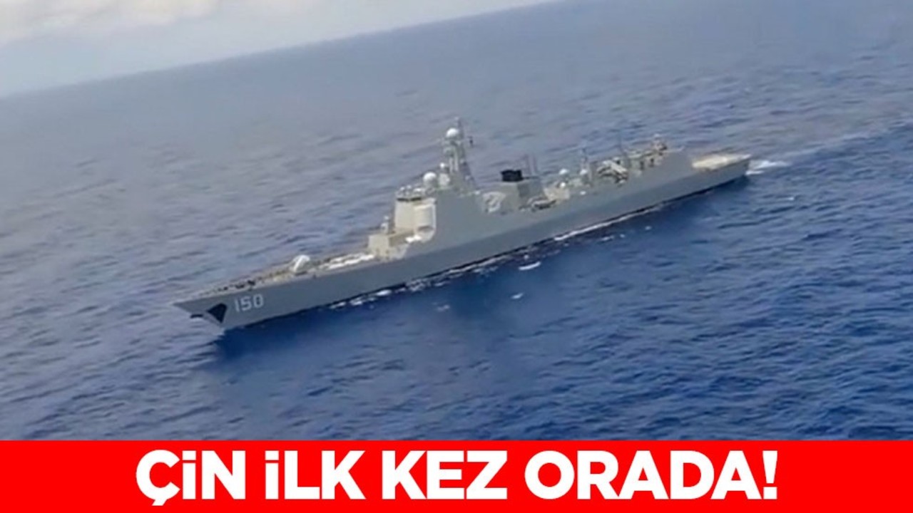 Çinli iki gemi apar topar harekete geçti: Kuzey Buz Denizi'nde benzeri görülmemiş hareket! Devriye attılar