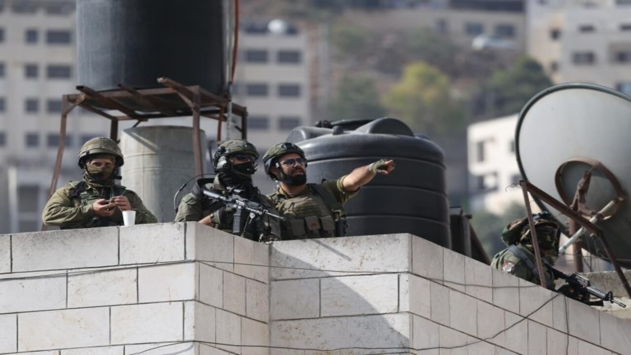 Katil İsrail’in Tubas baskınında 17 Filistinli yaralandı