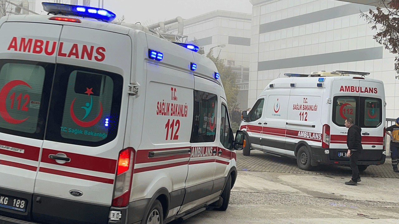 Okul kantinindeki döner 40 öğrenciyi hastanelik etti: Ambulanslar sıraya girdi!