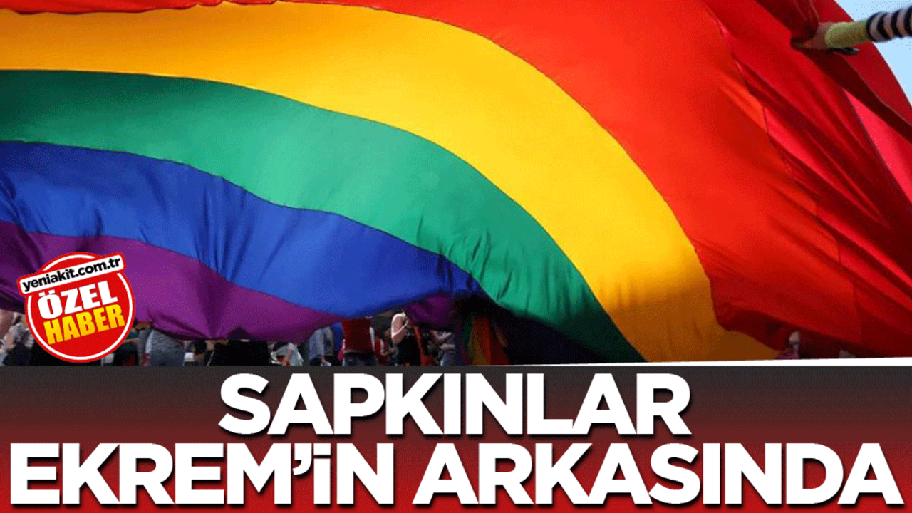 Sapkınlar Ekrem’in arkasında