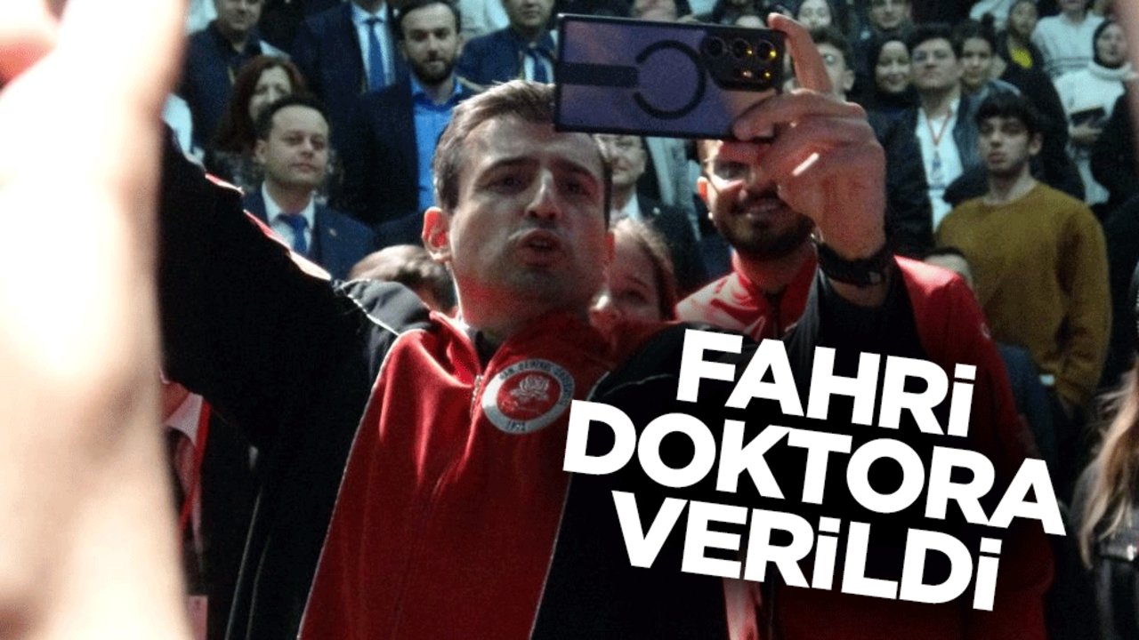 Selçuk Bayraktar'a fahri doktora verildi