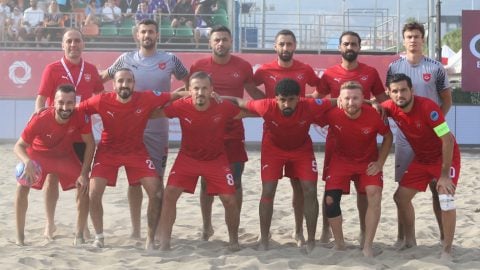 Alanya'da büyük heyecan! Plaj Futbolu Dünya Kulüpler Şampiyonası başladı