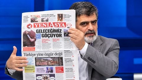 Ali Karahasanoğlu’ndan Yeni Asya’ya LGBT tepkisi: Bu size yakışıyor mu?