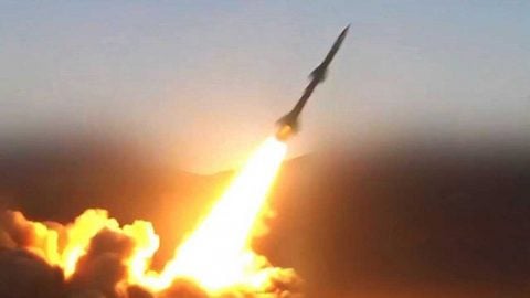 Arap Koalisyonu: Riyad’ın güneyine yönelen Husi füzesi engellendi