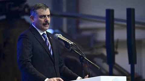 Bakan Çiftçi, Atina’dan net mesaj verdi: Suçlu nereye kaçarsa kaçsın, peşindeyiz!