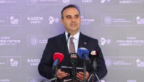 Bakan Kacır ilan etti: Türkiye'nin milyar dolarlık 8 Turcorn'undan 5'ini kadınlar kurdu