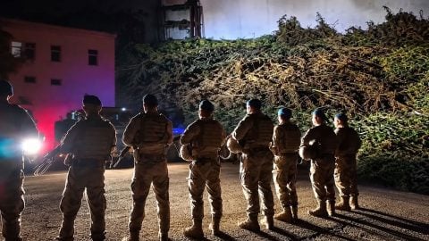 Diyarbakır’da uyuşturucu çetesine büyük darbe! 3 zehir taciri 2 ton 200 kilo esrar ile yakalandı!