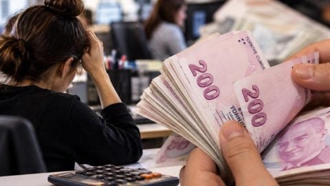 Doktor, polis, öğretmen ve tüm memurlar dikkat: Yeni yıl maaş hesaplarında beklenen tablo ortaya çıktı!