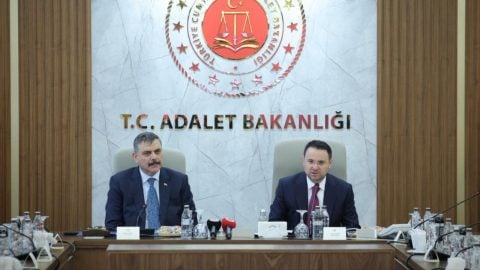 Dolandırıcılıkla mücadelede yeni dönem! İki bakan DOLUNAY Projesi için bir araya geldi