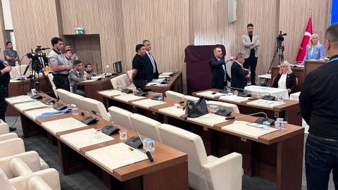 Eyüpsultan seçiminden yeni görüntüler: CHP'li üyelerin tehdidi kamerada