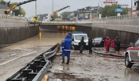 Felaket bir anda geldi! Selde bir kişi aranıyor!