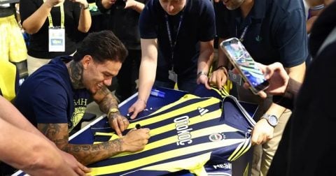 Fenerbahçeliler Fenerium'a akın etti!