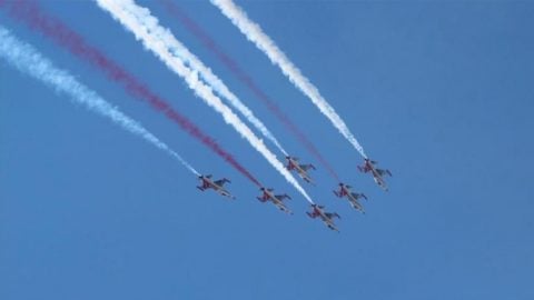 Fethiye semalarında Türk Yıldızları rüzgarı! Nefesleri kestiler