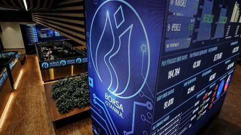 Fon soruşturması ve küresel riskler etkili oldu! Borsa 11 bin puanın altına  düştü, kazanımlar gitti!