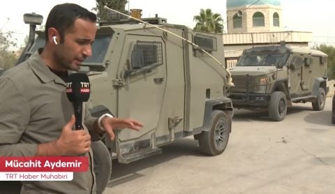İşgalci İsrail’den TRT canlı yayınına küstah müdahale: Cami yangınını gizlemek istediler