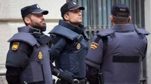 İspanya'da sıcak saatler! Polis alarma geçti