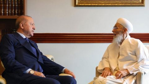 İşte vefa buluşmasının perde arkası! Cumhurbaşkanı Erdoğan ile hocası ne konuştular?