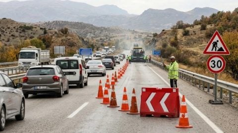Karayolları duyurdu: Konya-Ankara yolunda ulaşım tek şeritten sağlanıyor
