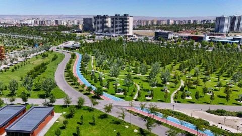 Kayseri'deki 1 milyon 260 bin metrekarelik park Green Flag Award'a layık görüldü