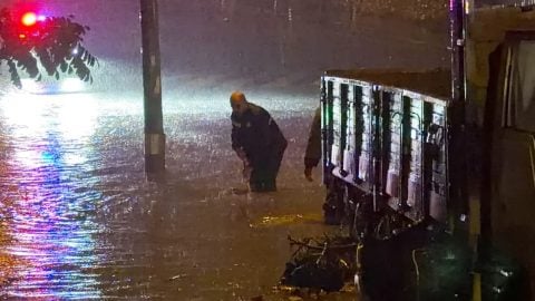Kocaeli Valiliği uyardı: Trafiğe çıkmayın!