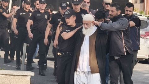Kul Sadi Yüksel’e gözaltı maşeri vicdanları yaraladı! Türkiye’ye hiç yakışmadı: Utanç tablosu