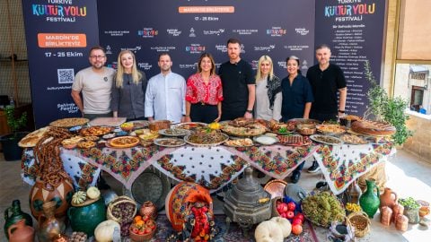 Mardin’in gastronomi hazinesi 38 lezzet noktası’nda keşfediliyor! Kaburga dolmasından Süryani çöreğine yöresel tatların hikâyesi